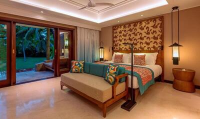 Constance Lemuria - Senior Suite