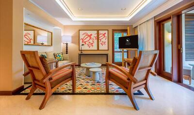 Constance Lemuria - Senior Suite