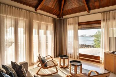 Constance Lemuria - Presidential Villa