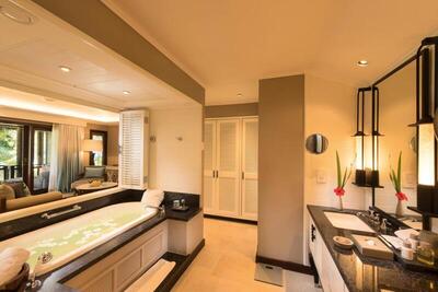 Constance Lemuria - Junior Suite