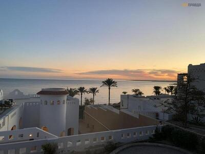 Continental Plaza Beach Resort - Single Room with Sea View
