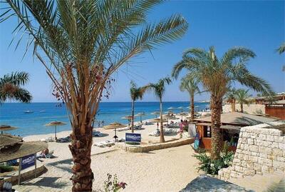 Continental Plaza Beach Resort - Deluxe Double Room With Beach Front View