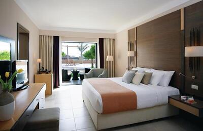 Coral Sea Aqua Club Resort - Standard Room