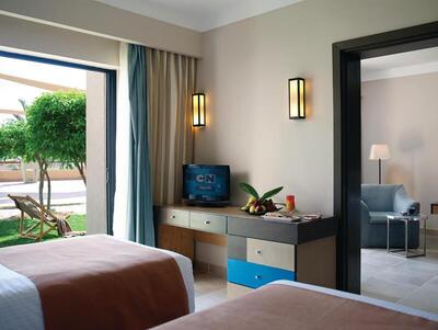 Coral Sea Aqua Club Resort - Family Suite
