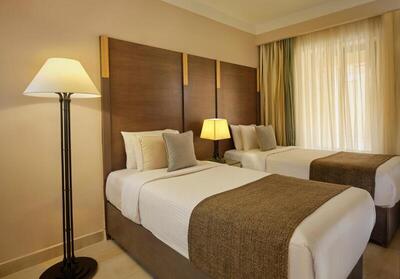 Coral Sea Aqua Club Resort - Family Suite