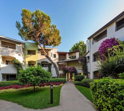 Cornelia De Luxe Resort - Classic Room, Garden View, Annex Building