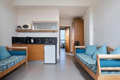 Creteco Hotel & Suites - Deluxe Suite with Sea View