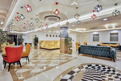 Crystal Club World of Colours, , Турция