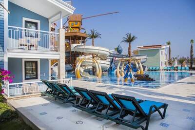 Crystal Club World of Colours, , Турция