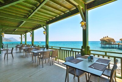 Crystal Flora Beach Resort – All Inclusive, Кемер, Турция