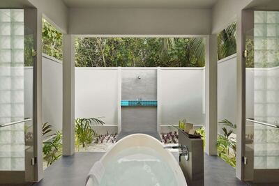 Dhigali Maldives - Beach Villa - Kids Stay Free