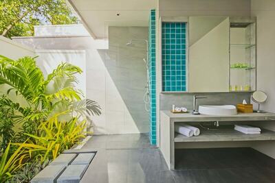 Dhigali Maldives - Beach Bungalow