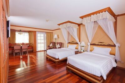 Diamond Cliff Resort & Spa, Patong Beach - Grand Suite, Jetted Tub (Grand Jacuzzi Suite)