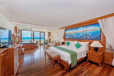 Diamond Cliff Resort & Spa, Patong Beach - Suite, Ocean View (Ocean Jacuzzi Suite)