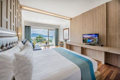 Diamond Cliff Resort & Spa, Patong Beach - Super Deluxe, Seaview
