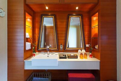 Diamond Cliff Resort & Spa, Patong Beach - Romantic Suite