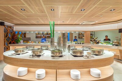 Diamond Cliff Resort & Spa, Patong Beach, , Тайланд