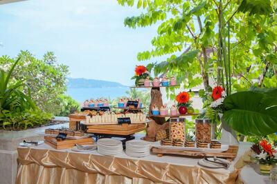 Diamond Cliff Resort & Spa, Patong Beach, , Тайланд