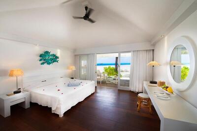 Diamonds Thudufushi Maldives Resort & Spa - Beach Front Villa
