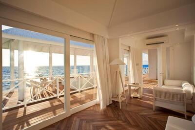 Diamonds Thudufushi Maldives Resort & Spa - One-Bedroom Overwater Villa