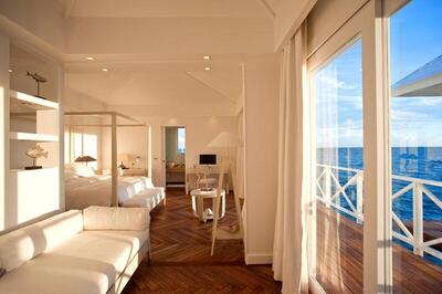 Diamonds Thudufushi Maldives Resort & Spa - One-Bedroom Overwater Villa