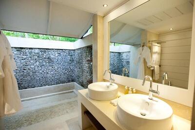Diamonds Thudufushi Maldives Resort & Spa - Beach Front Villa