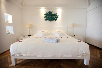 Diamonds Thudufushi Maldives Resort & Spa - Beach Front Junior Suite 