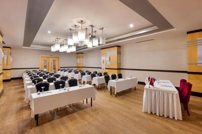 Dobedan Beach Resort Comfort ''Ex Brand Alva Donna Beach Resort Comfort'', Сиде, Турция