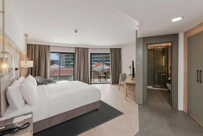 DoubleTree by Hilton Antalya-Kemer All-Inclusive Resort - Deluxe King Room With Sea View