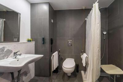 DoubleTree by Hilton Antalya-Kemer All-Inclusive Resort - King Room - Mobility Accessible 