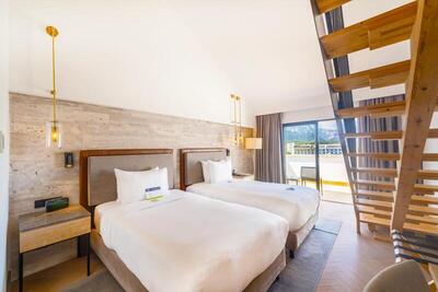 DoubleTree by Hilton Antalya-Kemer All-Inclusive Resort - King Duplex Family Suite