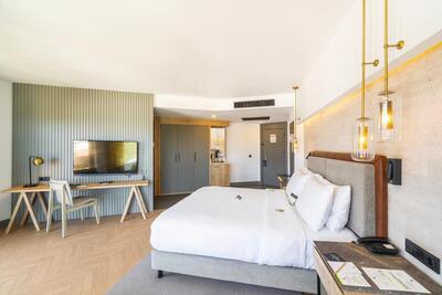 DoubleTree by Hilton Antalya-Kemer All-Inclusive Resort - Deluxe King Room With Sea View