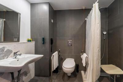 DoubleTree by Hilton Antalya-Kemer All-Inclusive Resort - King Room - Mobility Accessible 