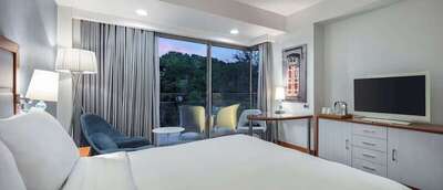 DoubleTree by Hilton Kusadasi - Room, 1 King Bed