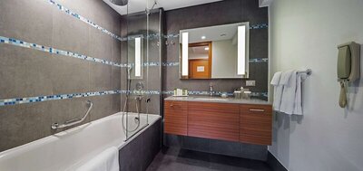 DoubleTree by Hilton Kusadasi - Deluxe Room, 1 King Bed, Marina View