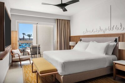 DoubleTree by Hilton Sharm El Sheikh - Sharks Bay Resort - Standard Room, Twin Bed, Sea And Pool View, Beachside - Sea View