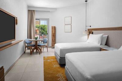 DoubleTree by Hilton Sharm El Sheikh - Sharks Bay Resort - Premium Room, Twin Bed , Garden View, Beachside