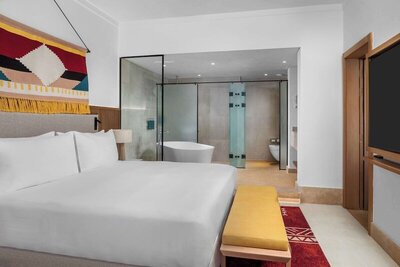 DoubleTree by Hilton Sharm El Sheikh - Sharks Bay Resort - Premium Suite, King Bed, Sea View , Beachside