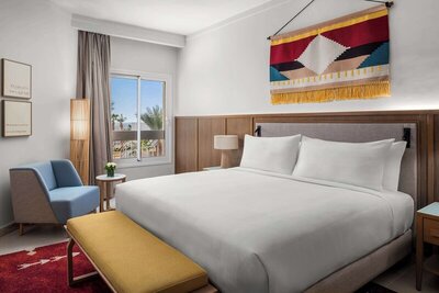 DoubleTree by Hilton Sharm El Sheikh - Sharks Bay Resort - Premium Suite, King Bed, Pool View, Beachside