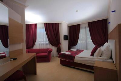 Drita Hotel - Family Room, Connecting Rooms