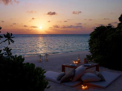 Dusit Thani Maldives - Beach Villa, 122sqm, Beachfront Access, Butler Service