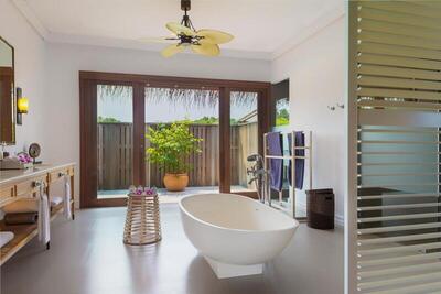 Dusit Thani Maldives, , Малдиви