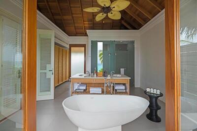 Dusit Thani Maldives, , Малдиви