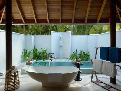 Dusit Thani Maldives - Beach Plunge Pool Villa, 122sqm, Beachfront, Butler Service, Sunset view