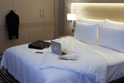dusitD2 kenz Hotel Dubai - City Twin Room