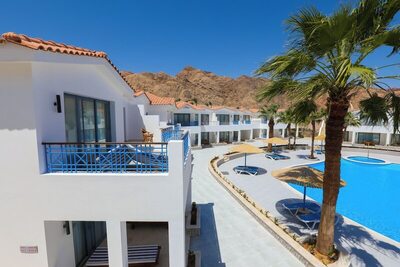 Ecotel Dahab Bay View Resort - Deluxe Triple Room, Sea View