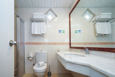 Ergun Hotel - Standard Double Or Twin Room - City View