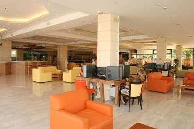 Eri Beach & Village, Ираклион, Гърция