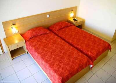 Eri Beach & Village, Ираклион, Гърция