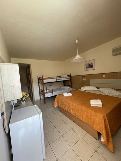 Eri Beach & Village - Quadruple Room, Garden View